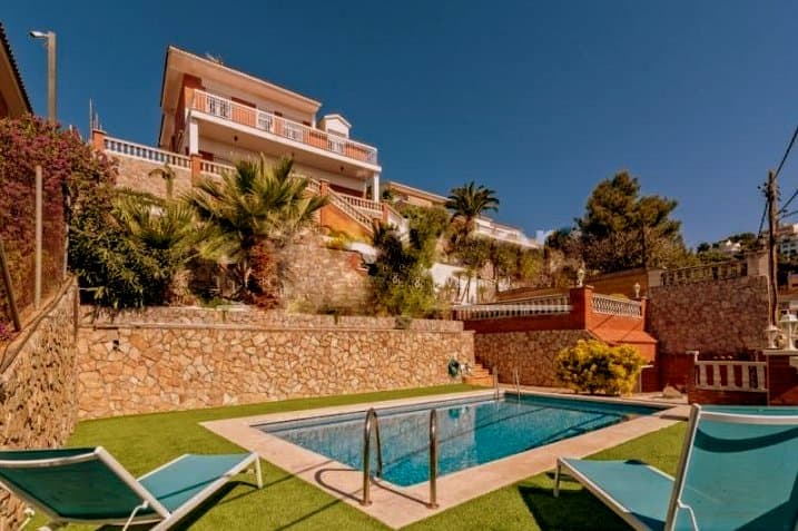 Chalet: Luxury villa private in Costa Brava next to Barcelona Center
