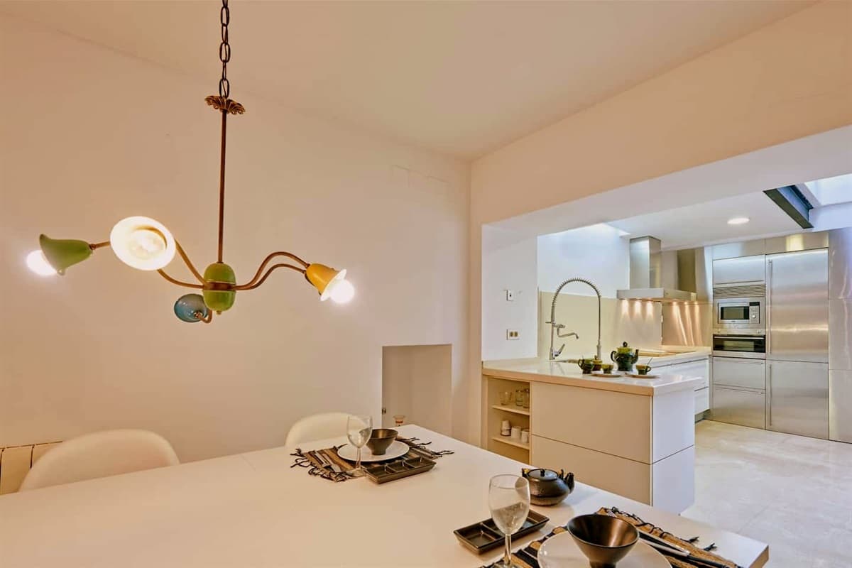 Casa Particular: Casa de pueblo junto Barcelona Centro