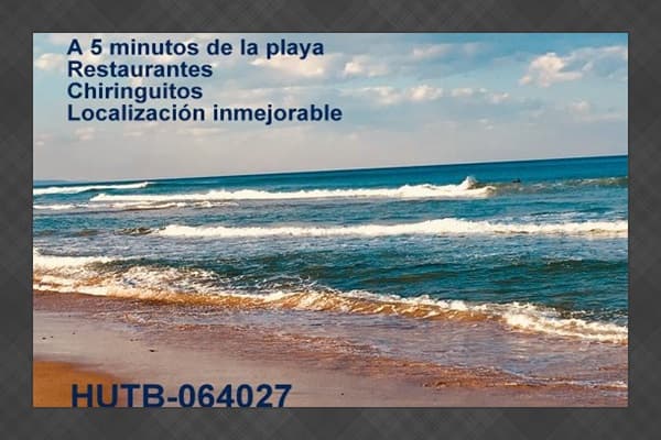 Preciosa casa blanca junto playa