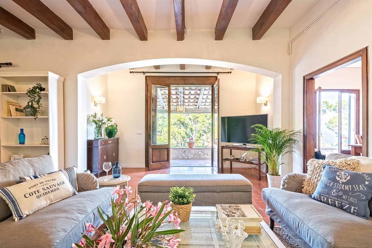 Villa: El Portió, tu casa de ensueño junto a la playa.*